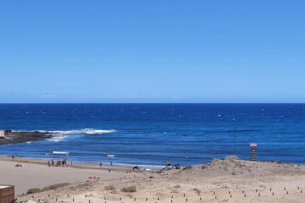 El Medano Beachfront Triplex Penthouse With Pool, Rooftop, Sea View Екстер'єр фото